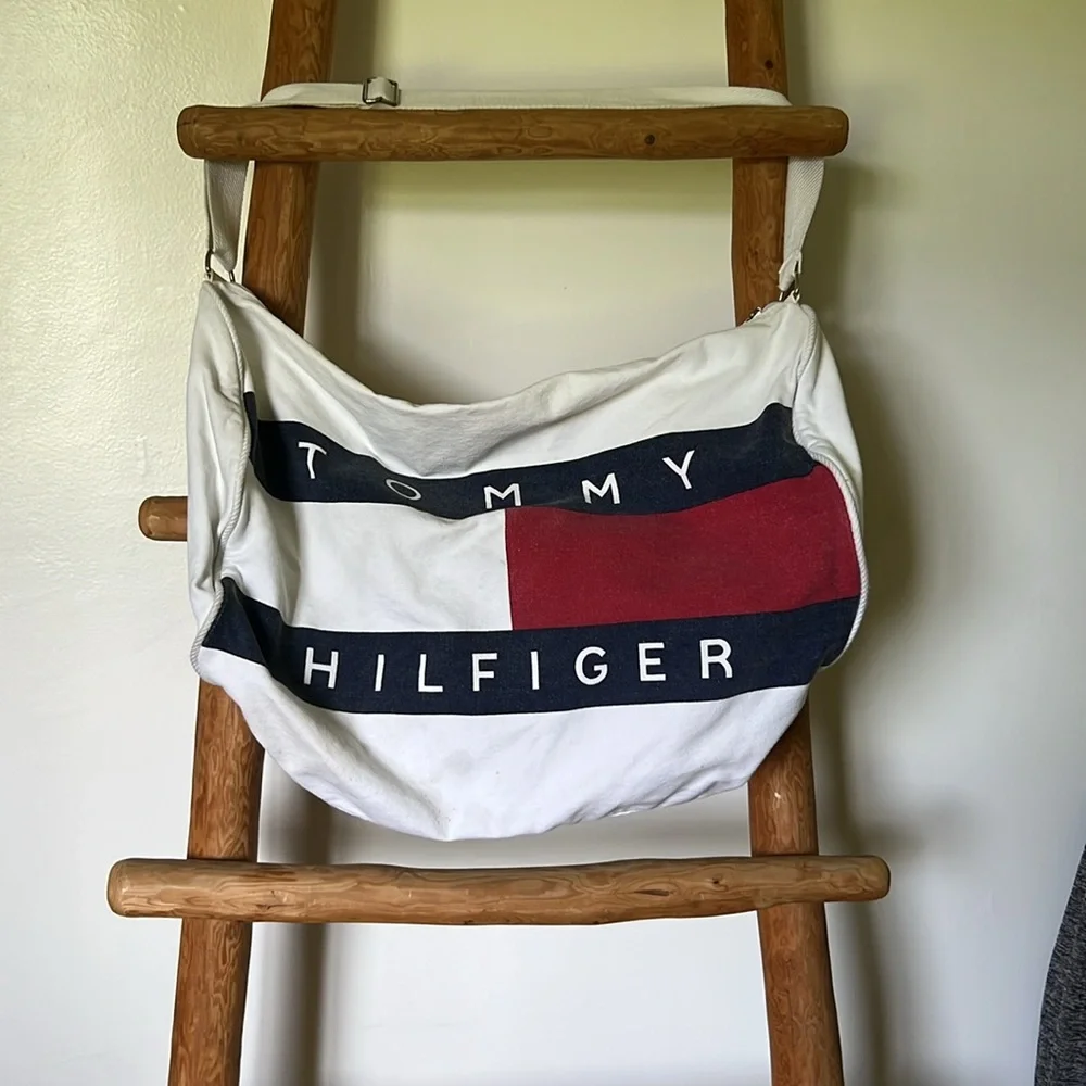 VINTAGE ! Tommy Hilfiger Duffle Bag